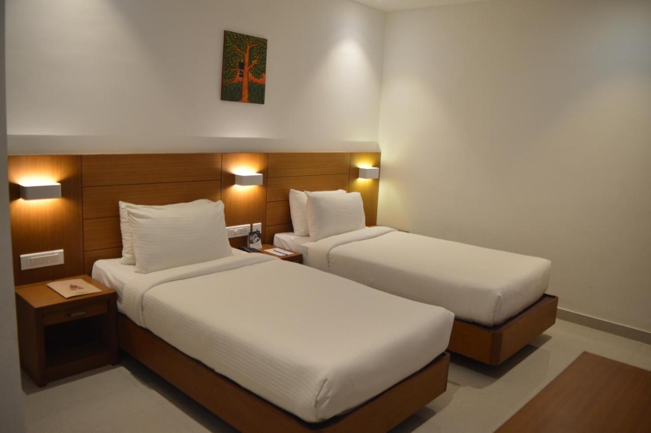 Hotel Apsara Shoranur Exterior foto